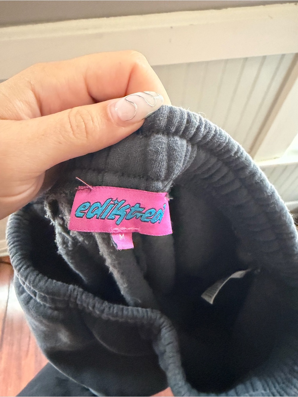 EDIKTED
Bonney Bow Wide
Leg Sweatpants - Picture 4 of 4